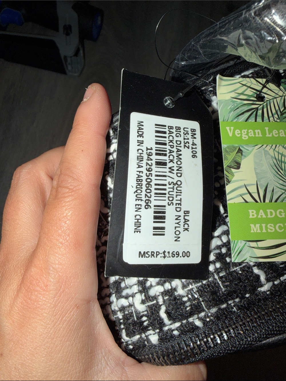 NWT Badgley Mischka Black and White Tweed Quilted Mini Backpack - Picture 3 of 4